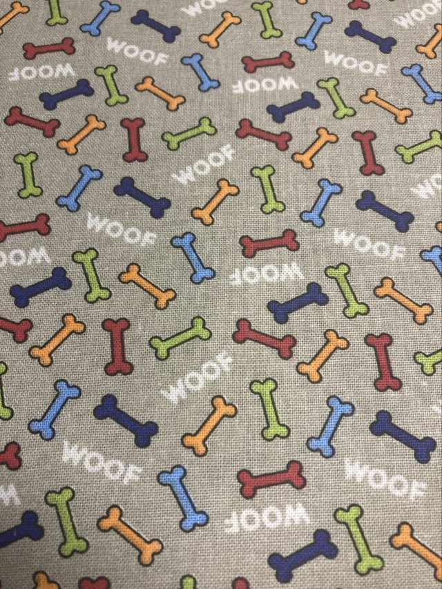 Retail-Ready Paws and Bones Bandanas 4 Pack