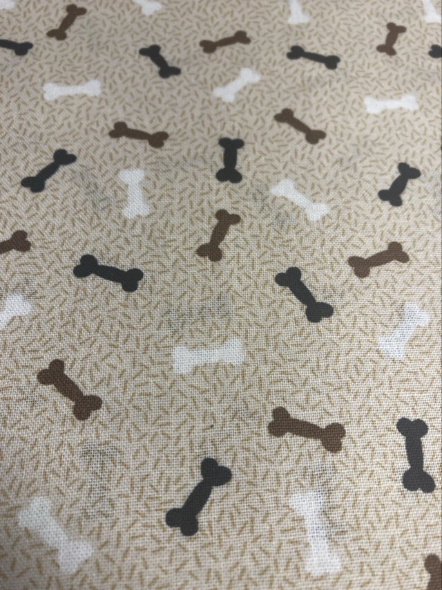 Retail-Ready Paws and Bones Bandanas 4 Pack
