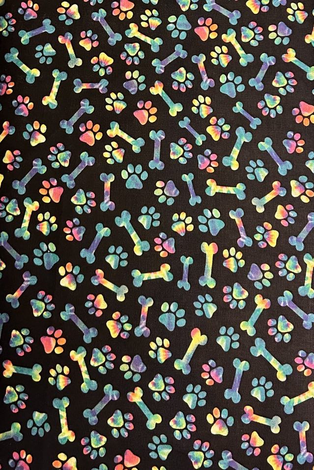 Retail-Ready Paws and Bones Bandanas 4 Pack