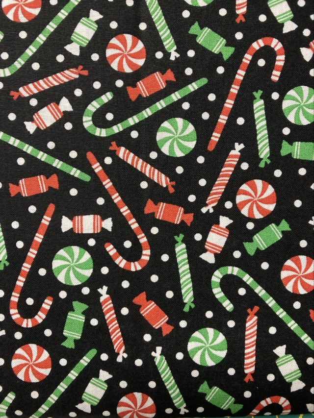 Retail-Ready Christmas Print Bandanas Wholesale
